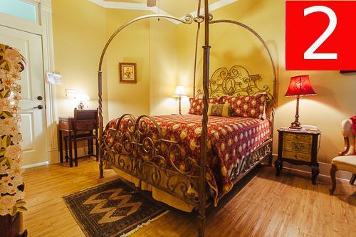 Star Of Texas Inn Building Two Остин Екстериор снимка