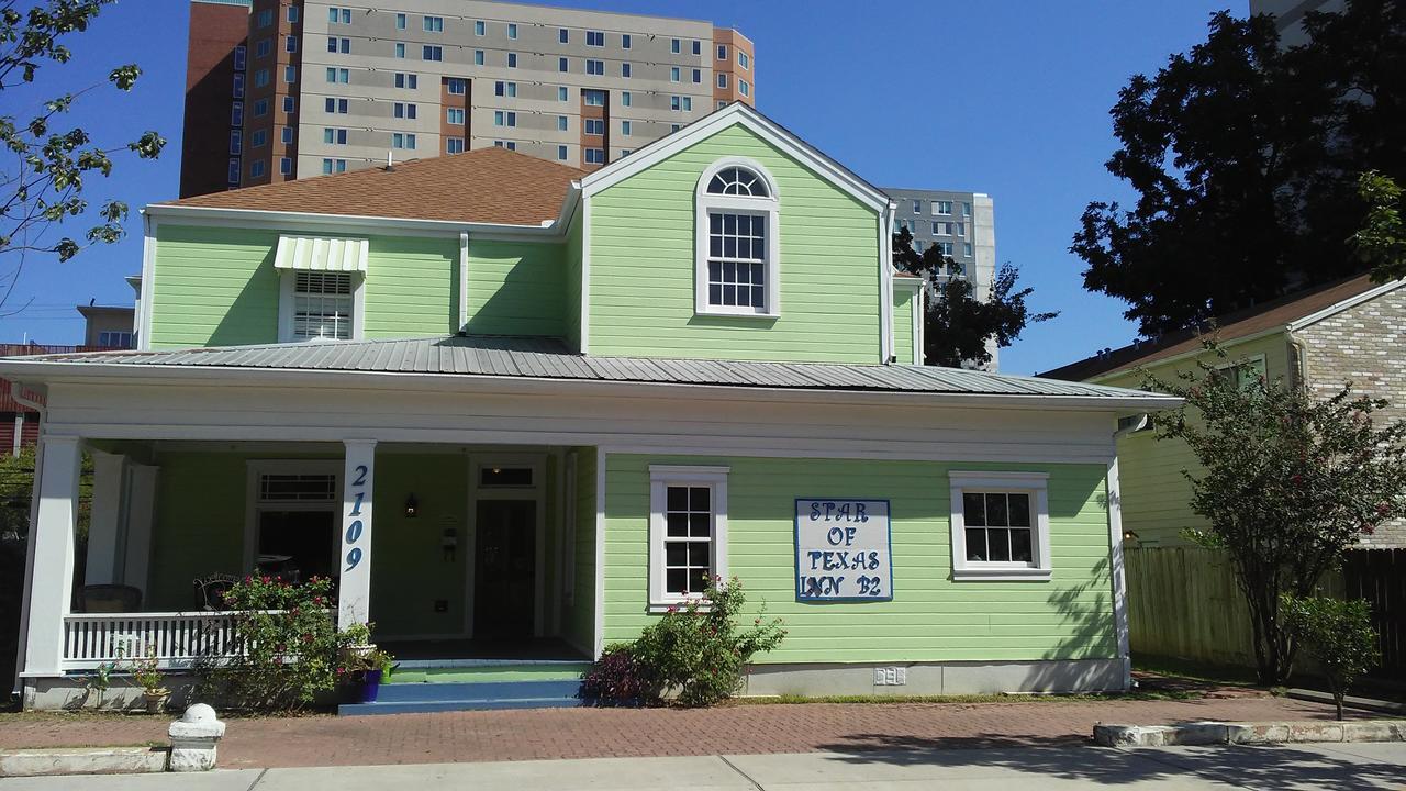 Star Of Texas Inn Building Two Остин Екстериор снимка